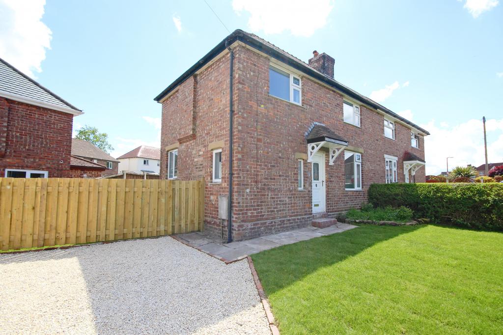 Morris Drive, Weaverham, Northwich... 3 bed semidetached house £150,000