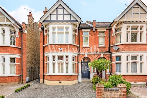19 Grovelands Road, London, N13 4RJ