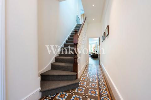 19 Grovelands Road, London, N13 4RJ