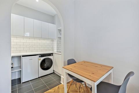 1 bedroom flat to rent, Sinclair Road, Kensington, London