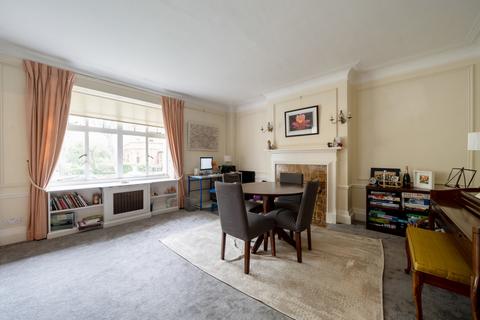 5 bedroom apartment to rent, Eton Avenue, Belsize Park, London, NW3