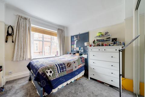 5 bedroom apartment to rent, Eton Avenue, Belsize Park, London, NW3