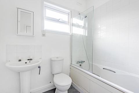 3 Fernbrook Crescent, London, SE13 5NJ
