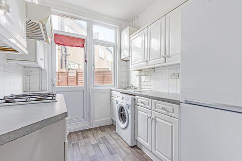 3 Fernbrook Crescent, London, SE13 5NJ