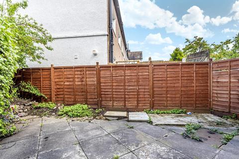 3 Fernbrook Crescent, London, SE13 5NJ