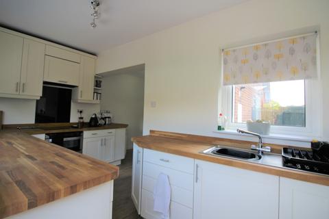 25 Burlish Close, Stourport-on-severn, DY13 8XW