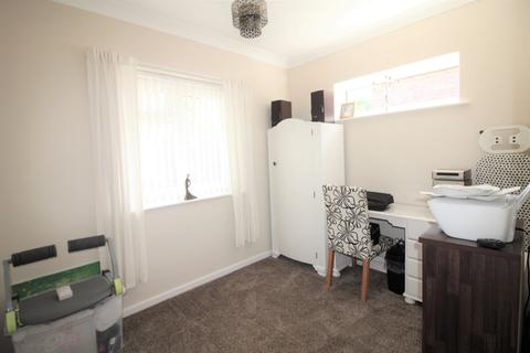 25 Burlish Close, Stourport-on-severn, DY13 8XW
