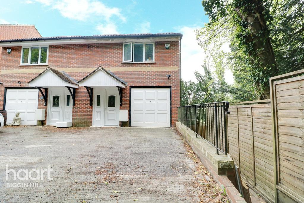 Beech Road, Biggin Hill 4 bed semidetached house £450,000