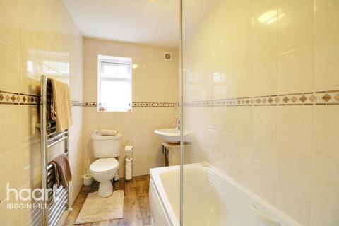 25f Beech Road, Biggin Hill, Westerham, TN16 3UY