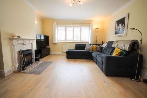 11 Applecroft, Maidenhead, SL6 3HD