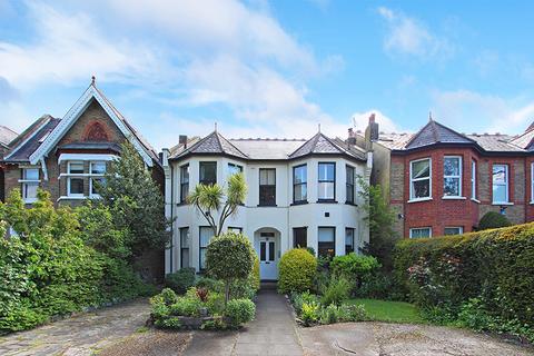 39c Inglis Road, London, W5 3RL