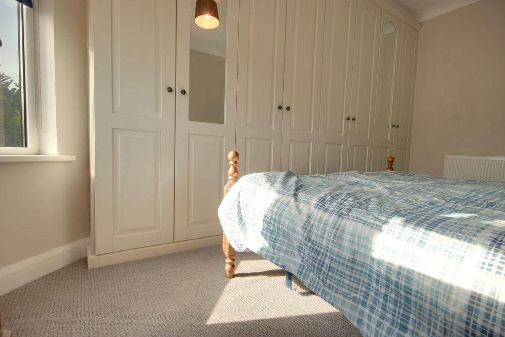 Bedroom 1 (Double)