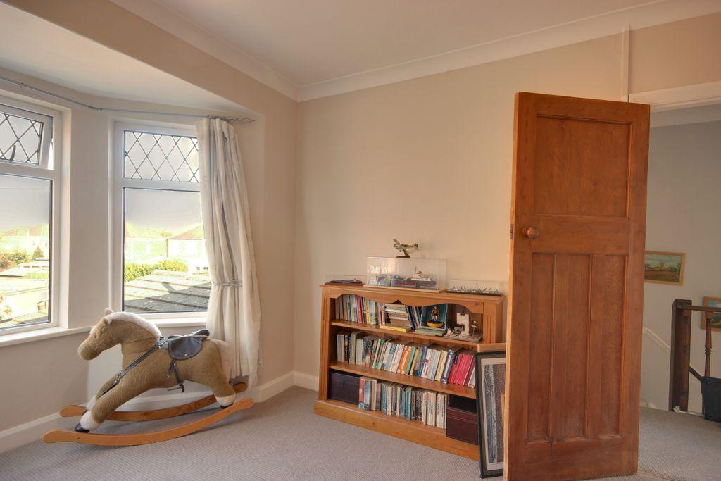 Bedroom 2 (Double)