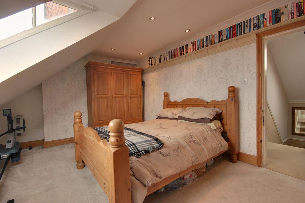 Bedroom 3 (Double)