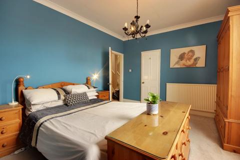 60 Beckside, Beverley, HU17 0PD
