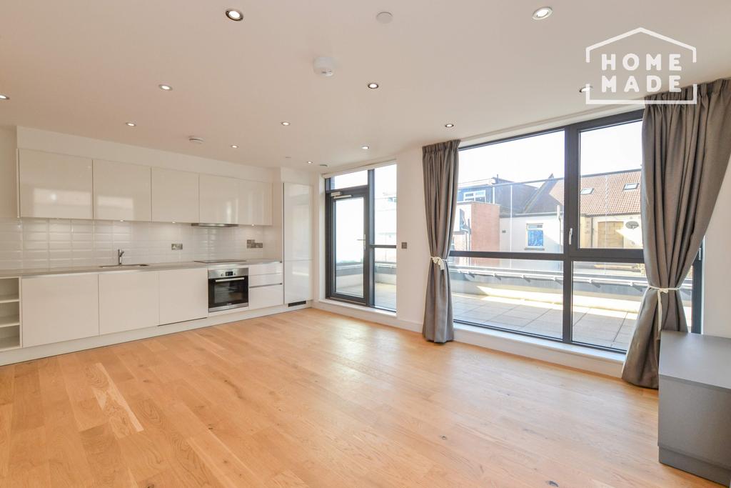 The Assembly, Wembley, HA0 3 bed flat £1,820 pcm (£420 pw)