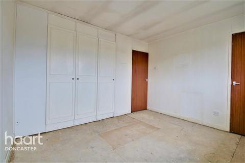 2 Atterby Drive, Rossington, Doncaster, DN11 0YX