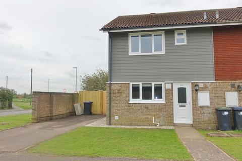 3 bedroom semi-detached house to rent, Orchard Row, Soham