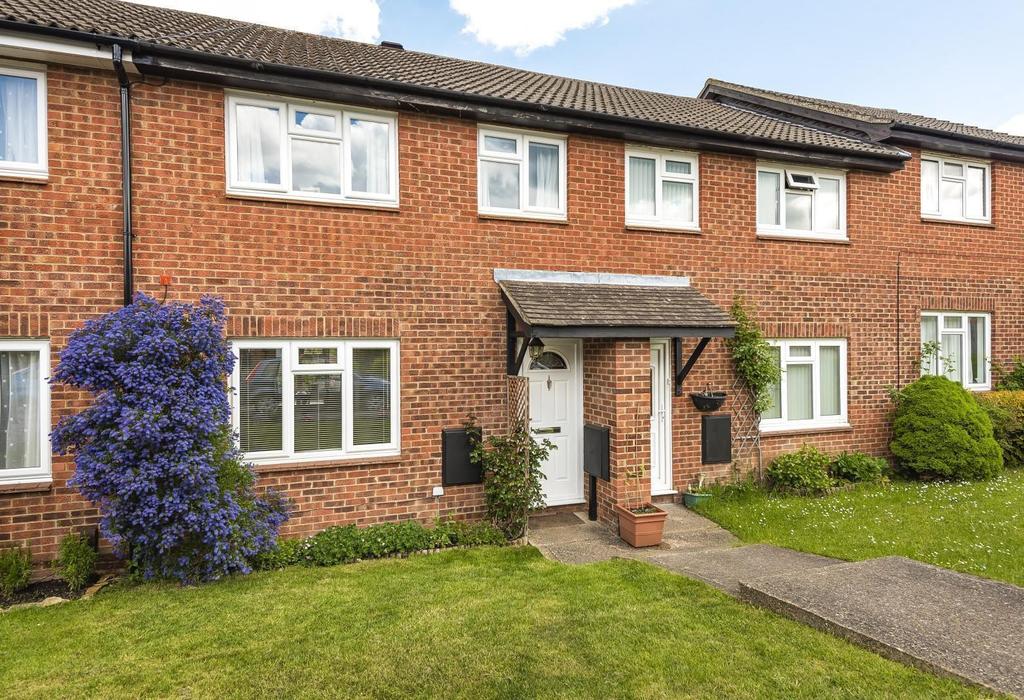 Fitzjohn Close, Guildford, GU4 3 bed terraced house £419,000