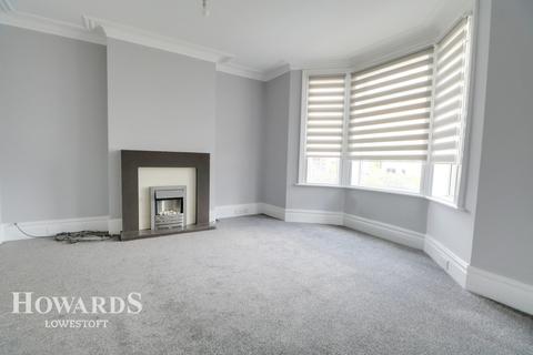 9 Bridge Road, Lowestoft, NR32 3LL
