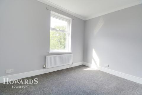 9 Bridge Road, Lowestoft, NR32 3LL