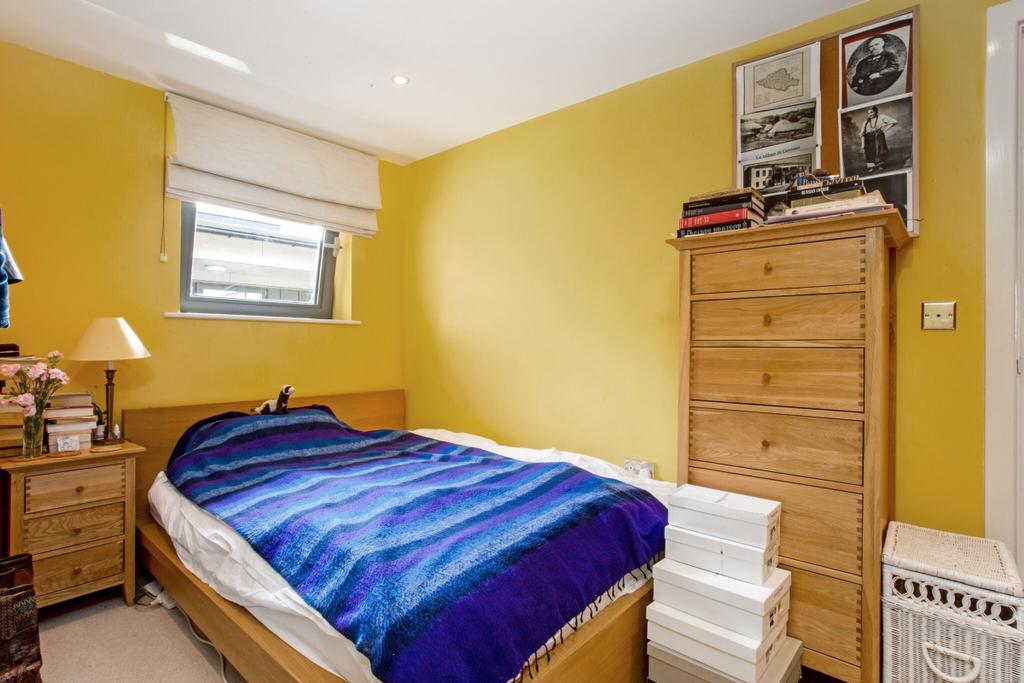 45 Wood Wharf 277...
