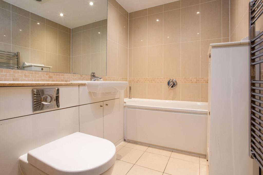 45 Wood Wharf 277...