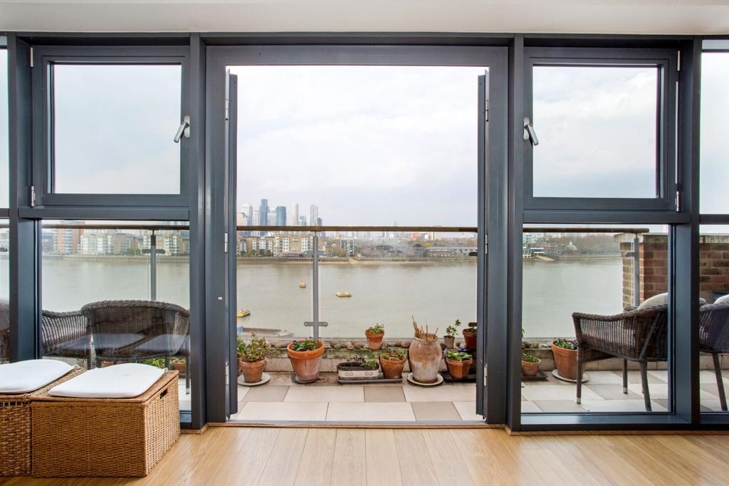 45 Wood Wharf 277...