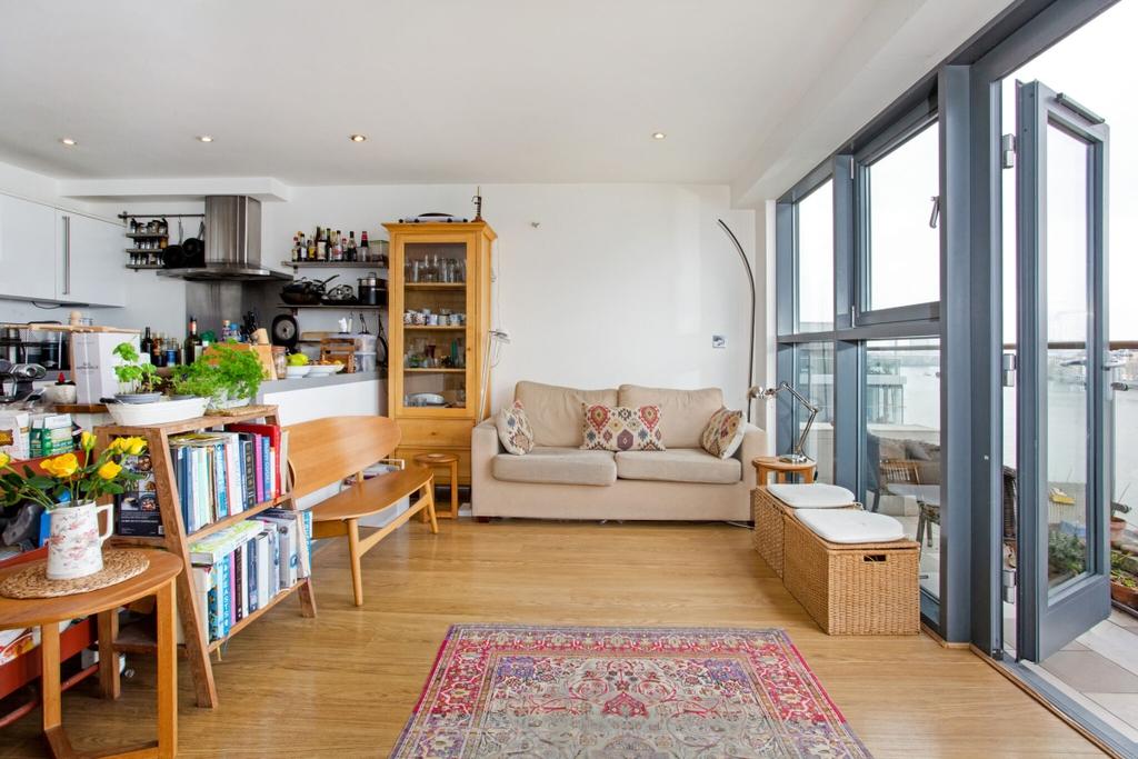 45 Wood Wharf 277...
