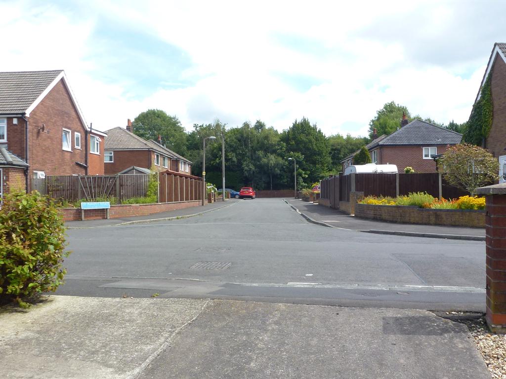 ST DAVIDS ROAD, LEYLAND PR25 2 bed semidetached bungalow £155,000