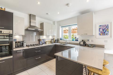 9 Bingham Road, Winchester, SO22 6GB