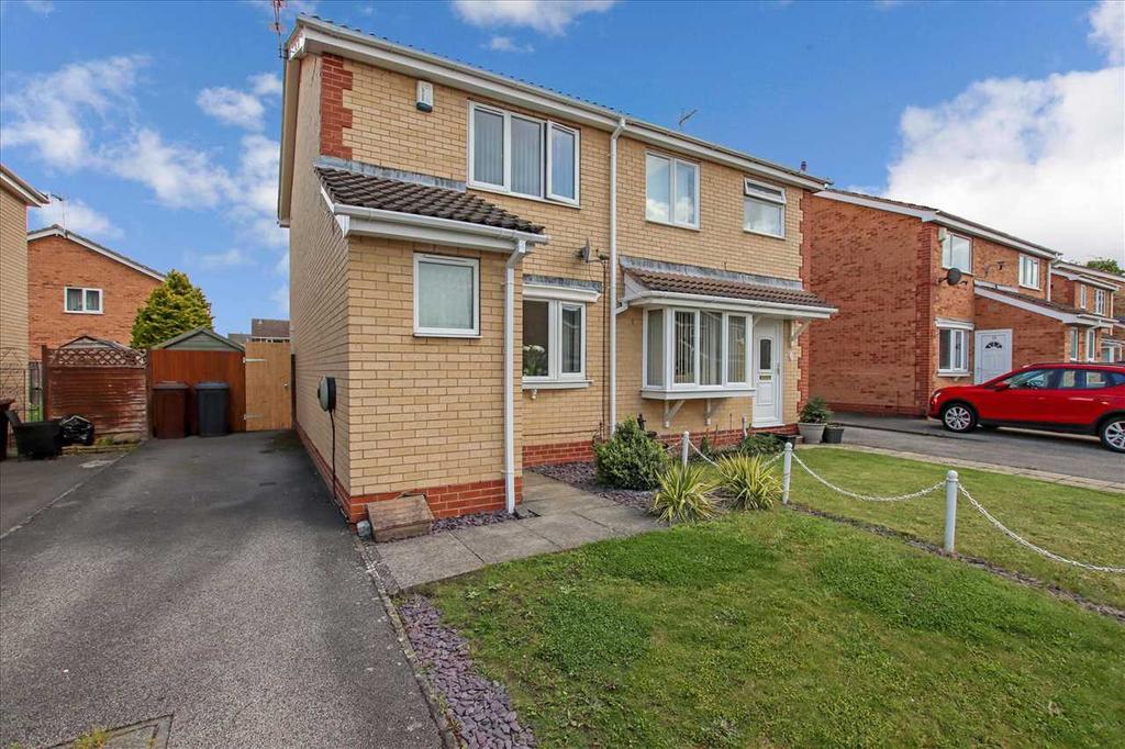 Foxglove Way, Lincoln, Lincoln 2 bed semidetached house £165,000