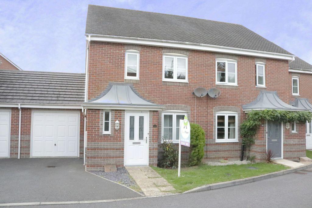 40, Dorset Crescent, BASINGSTOKE RG22... 3 bed end of terrace house £