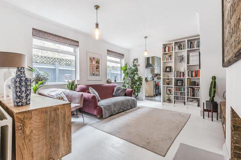 16 Samos Road, London, SE20 7TU