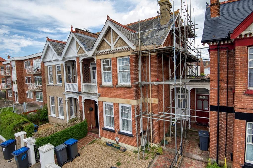Canterbury Road, Herne Bay, Kent 3 bed flat £235,000