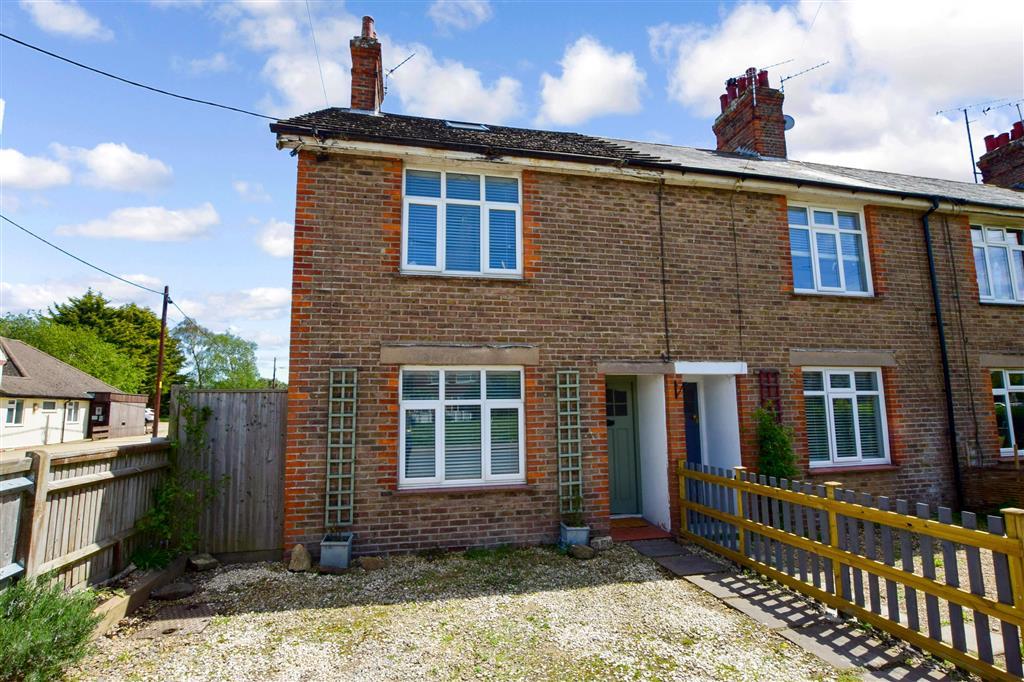 Bilsham Road, Yapton, West Sussex 4 bed end of terrace house £375,000
