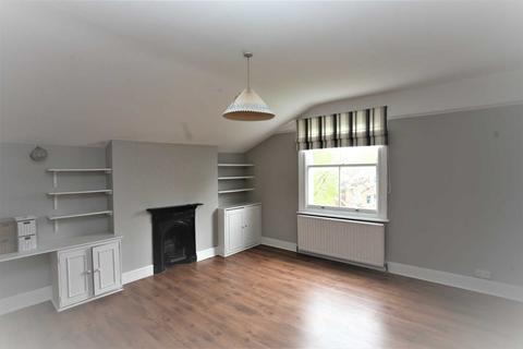 20 Bernard Gardens, London, SW19 7BE