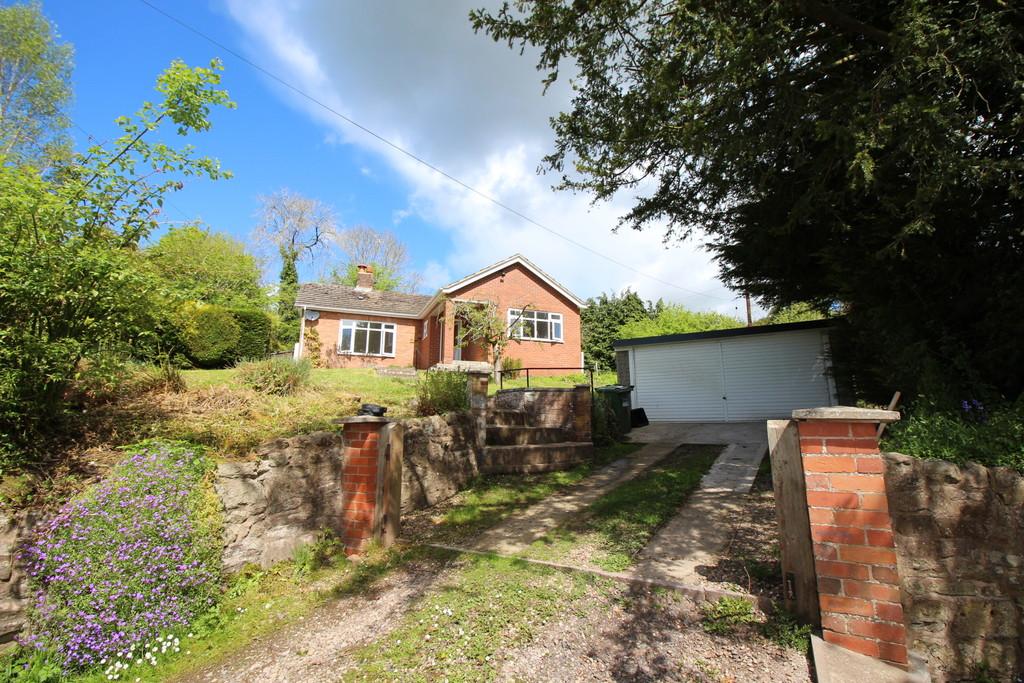 Hope Bagot, Ludlow, Shropshire, SY8 3AF 3 bed detached bungalow £850
