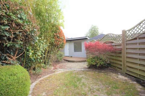 2 bedroom terraced house to rent, Waxwell Lane, Pinner HA5