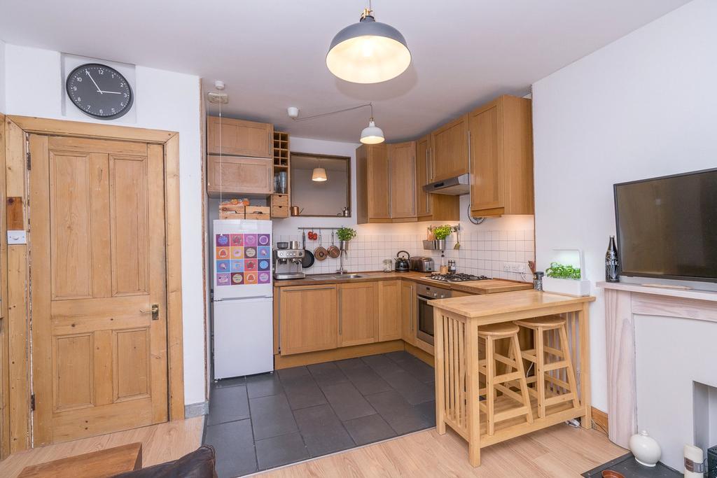 Kitchen Alt