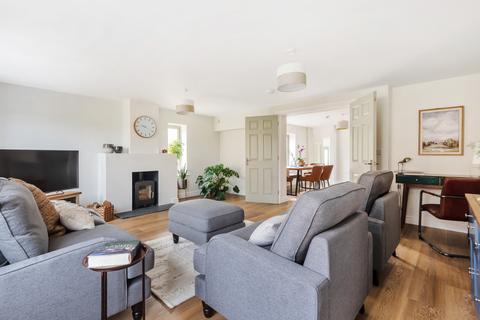 11a High Street, Avening, Tetbury, GL8 8LU