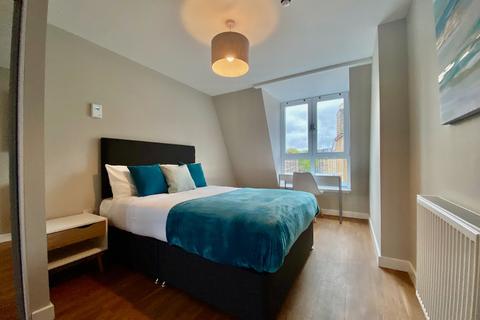 3 bedroom flat to rent - Leven Street, Meadows, Edinburgh, EH3