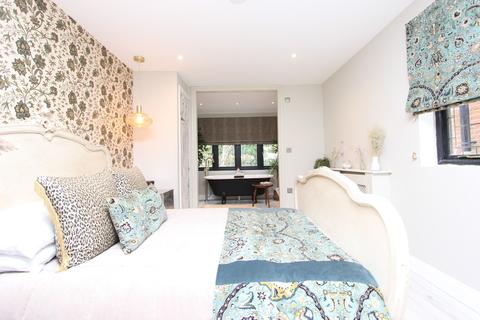 The Reading Room High Road, Chipstead, Coulsdon, CR5 3SD