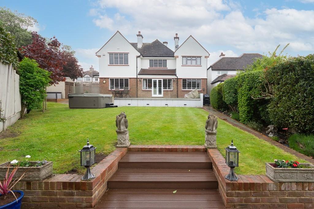 Coningsby Road, South Croydon 5 bed detached house £900,000