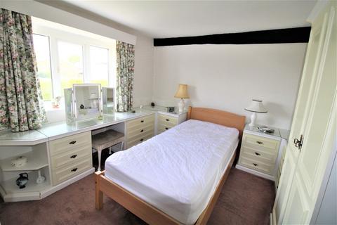 17 Markham Road, Wroughton, Swindon, SN4 9JT