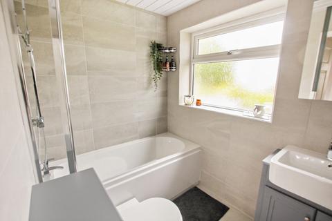 24 Hendre Close, Rhuddlan, Rhyl, LL18 5YE