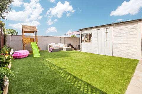 24 Hendre Close, Rhuddlan, Rhyl, LL18 5YE