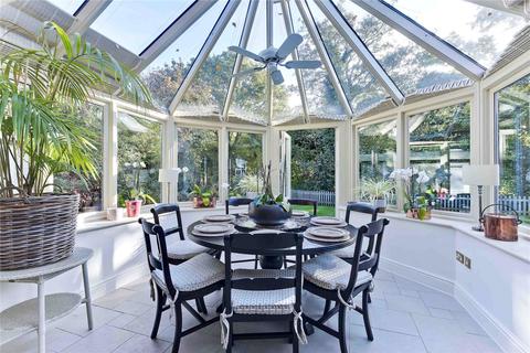 51 Arbrook Lane, Esher, KT10 9EG