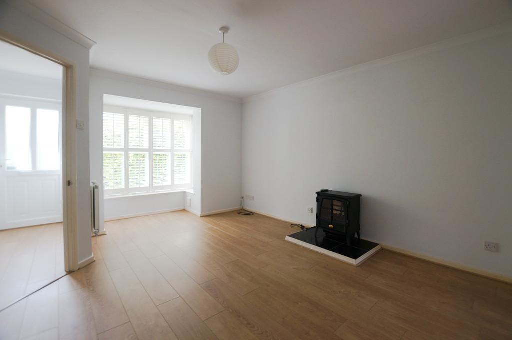 Grenville Gardens, Chichester, West Sussex 3 bed detached house £375,000