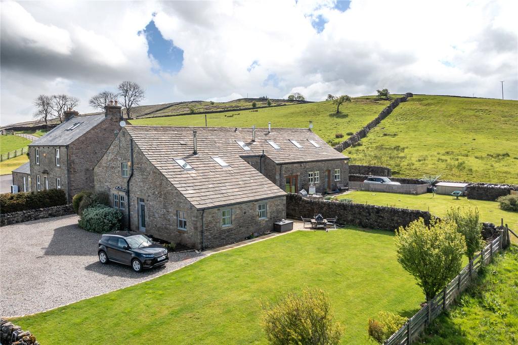 Brownlow Farm, Twiston, Clitheroe, BB7 4 bed semidetached house £550,000